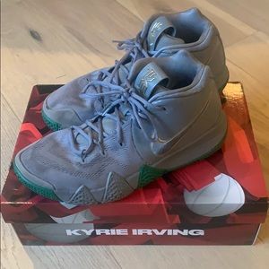 Nike Kyrie 4 City Guardians